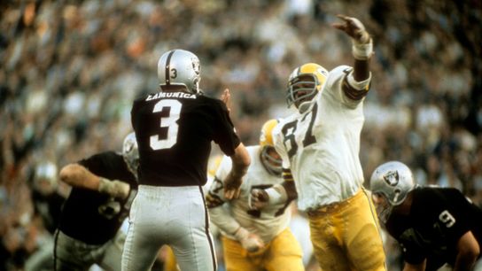 Voice of the Fan: The late, great Willie Davis could have been the NFL's first black head coach taken at BSJ Headquarters (Patriots)