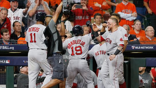 McAdam: Red Sox show their mettle by winning third-straight road playoff game taken at Minute Maid Park (2018 ALCS)