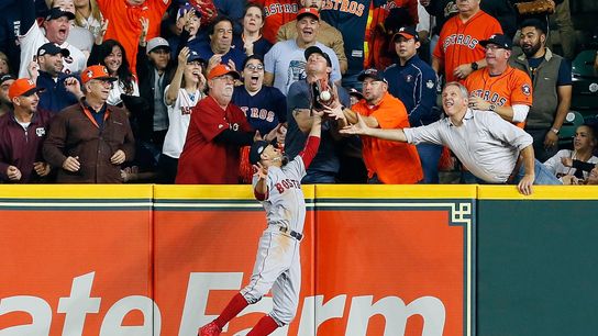 Critical call on Altuve's near home run in first inning stirs controversy taken at Minute Maid Park (Red Sox)