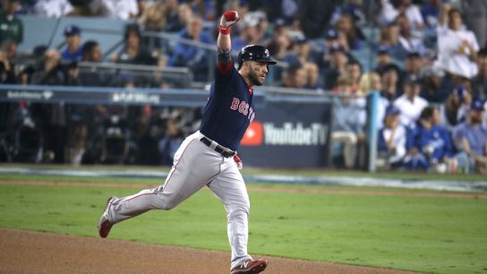 Game 4 Final: Red Sox 9, Dodgers 6 - Pearce, Moreland & Devers lead epic late comeback for 3-1 lead taken at Dodger Stadium (2018 World Series)