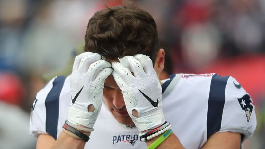 BSJ Exclusive: 'Frustration' mounting as forgotten man Chris Hogan, passing offense scuffles taken at Nissan Stadium (Patriots)
