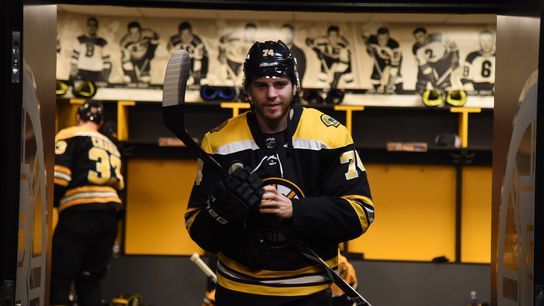 Without David Pastrnak, Jake DeBrusk (goal, 2 assists) has well-timed breakout in win taken at TD Garden (Bruins)