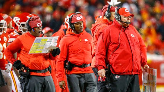 Scout's Take: Chiefs face myriad of questions when it comes to defending Patriots' offense taken at Gillette Stadium (2018 AFC Playoffs)