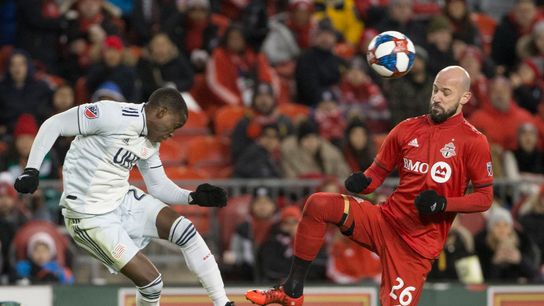 Final: Toronto FC 1, Revolution 1 - Bou's late tally salvages a point for New England playoff chase taken at Gillette Stadium (Revolution)