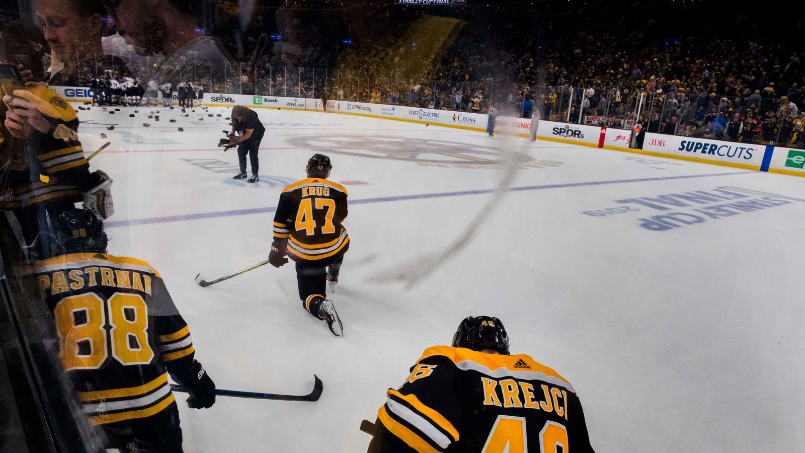 Taking a look at Tuukka Rask's unclear future with the Boston
