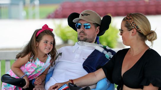 BSJ Daily Briefing 12.10.19: RIP Pete Frates, Patriots step in it again, Hayward back, Bruins lose taken at BSJ Headquarters (Regular Features)