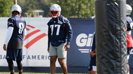 Bedard: Michael Bennett, Dont'a Hightower & the Patriots already making sweet music together taken at St. Thomas Sports Park (Patriots)