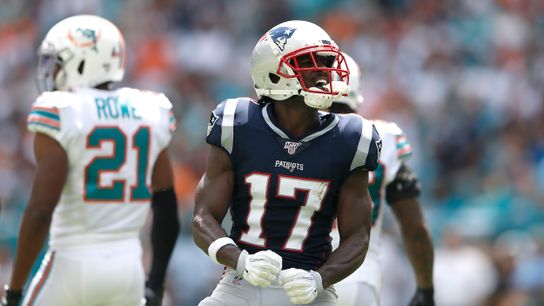 FINAL: Patriots 43, Dolphins 0 - Defense dominates, Antonio Brown scores in debut taken at BSJ Headquarters (Patriots)
