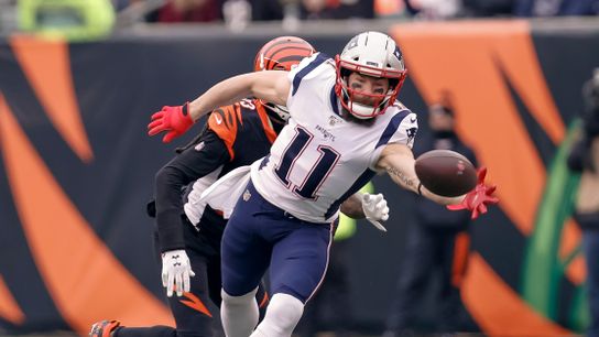 Bedard: Patriots offense takes baby steps that could be ruined if Edelman's knee gives out taken at BSJ Headquarters (Patriots)