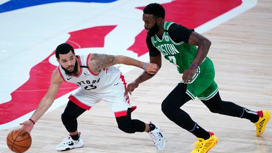 Final: Raptors 104, Celtics 103 -- C's lose on buzzer beater taken at BSJ Headquarters (Celtics)