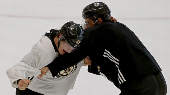 No sense of urgency yet for Pastrnak/Kase absences, maintenance days ahead & more takeaways from Day 2 of Bruins camp taken at BSJ Headquarters (Bruins)