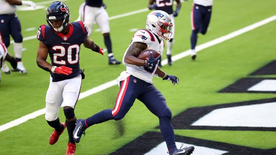 Patriots Notebook: Decision to abandon run game proves costly against Texans; Byrd breaks through taken at BSJ Headquarters (Patriots)