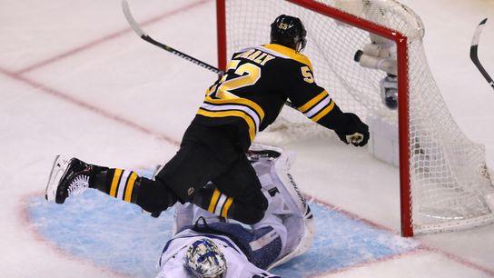 Final: Bruins 5, Maple Leafs 1 -- A dominant performance in Game 1 taken at TD Garden (Bruins)