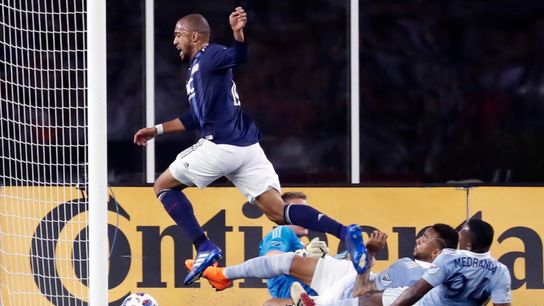 Sweeney: Teal Bunbury's goal was fearless, poetic in big win over Sporting KC taken at Gillette Stadium (Revolution)
