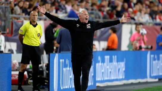 Sweeney: Four takeaways from another Revs debacle - Friedel takes some blame taken at Gillette Stadium (Revolution)