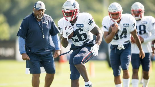 Live Coverage: Sony Michel returns to field as Patriots strap on the pads taken at Gillette Stadium (Patriots)