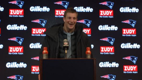 Video: Rob Gronkowski on his TD, Bills passing on him twice in the draft taken at Gillette Stadium (Patriots)
