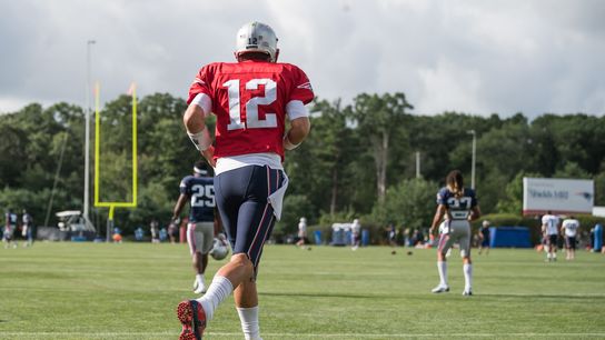 Bedard: If passing offense starts slow, Bill Belichick should take heat, not Tom Brady taken at Gillette Stadium (Patriots)