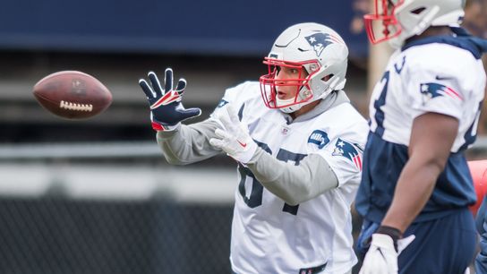 3 thoughts on Rob Gronkowski's run of dominance against Steelers taken at Gillette Stadium (Patriots)