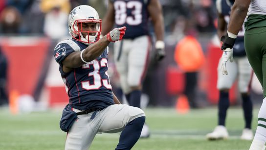 BSJ Game Report: Patriots 26, Jets 6 — Dion Lewis, defense finish off season with rout taken at Gillette Stadium (Patriots)
