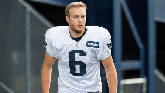 Patriots Notebook: Punter Ryan Allen re-signs, Belichick spotted at Alabama taken at BSJ Headquarters (Patriots)