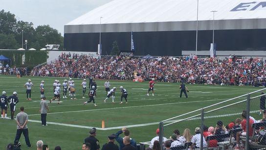 Video: Patriots WRs and CBs do battle taken at Gillette Stadium (Patriots)