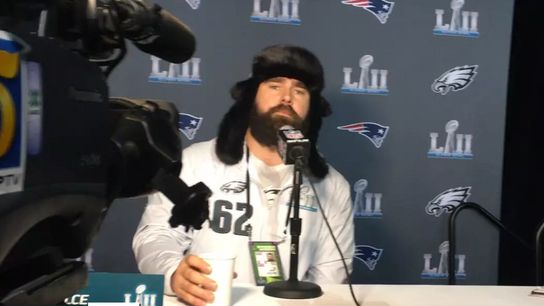 Video: Eagles center Jason Kelce on Malcom Brown, Patriots front taken at The Mall of America (Super Bowl LII)