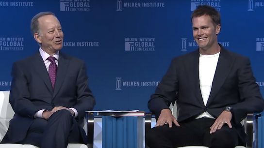 Brady pledges 2018 return, discusses Belichick, and Butler benching taken at BSJ Headquarters (Patriots)