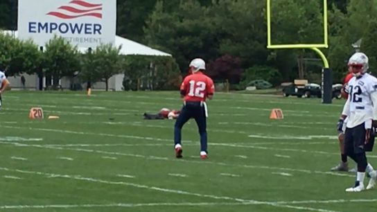 Video: Quarterbacks throw at start of Day 2 of minicamp workout taken at Gillette Stadium (Patriots)