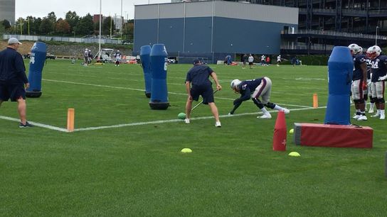 Video: Patriots' pass rushers get after it during Wednesday's practice taken at Gillette Stadium (Patriots)