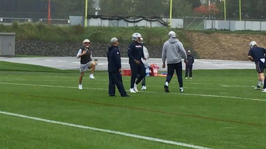 Video: Julian Edelman warms up before Tuesday practice taken at Gillette Stadium (Patriots)