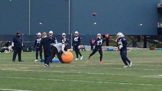 Video: Defensive drills get practice started for Patriots on Thursday taken at Gillette Stadium (Patriots)