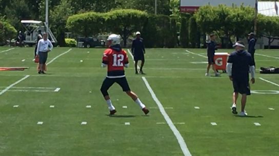 Video: Tom Brady and the Patriots' quarterbacks in a passing drill taken at Gillette Stadium (Patriots)