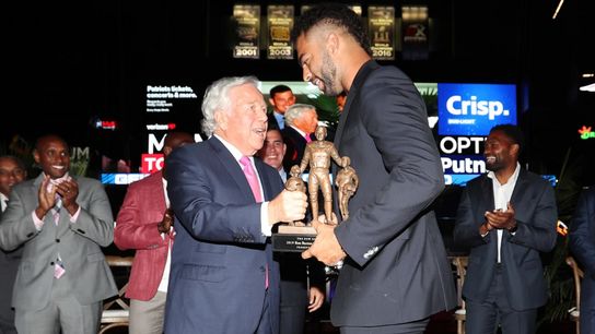 Bedard's Daily Briefing 08.28.19: Don't come back Gronk, Wise decision? Holt future taken at BSJ Headquarters (Regular Features)
