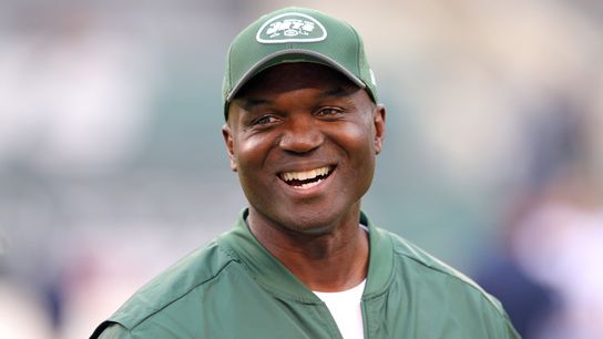 On the beat: 5 questions with Jets writer Manish Mehta taken at BSJ Headquarters (Patriots)