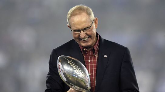 BSJ Daily Briefing 01.16.18: Jaguars week starts, Patriots assistants on move taken at BSJ Headquarters (Regular Features)
