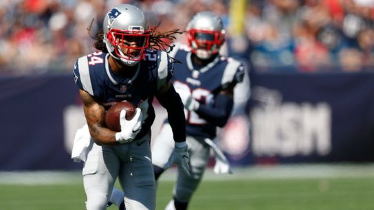 Patscap Mailbag 11.02.17: Questions on cash vs. cap, the QB situation, and 2018 taken at BSJ Headquarters (Patriots)