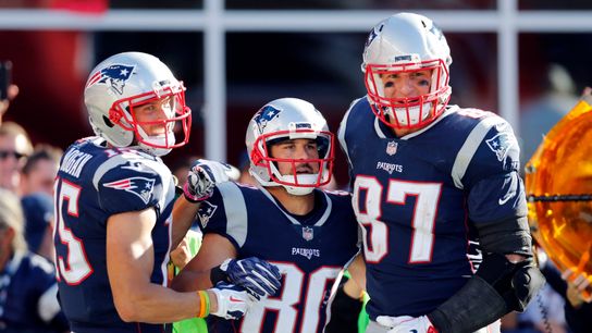 As defense struggles, Patriots offense being asked to shoulder more of the load taken at Gillette Stadium (Patriots)