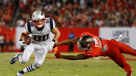 Notebook: Pats, McDaniels had to adjust on the fly without Rob Gronkowski in lineup taken at Raymond James Stadium (Patriots)