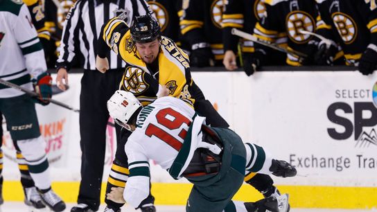 Bruins' Matt Beleskey auditioning his services taken at Dunkin' Donuts Center (Bruins)