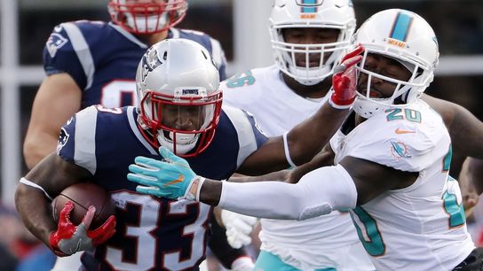 Dion Lewis leads the way as Patriots pound Dolphins, 35-17 taken at Gillette Stadium (Patriots)