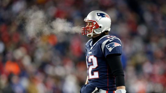 Dr. Flynn's Mailbag: Final thoughts on Tom Brady's thumb, and AFC Championship injury breakdown taken at BSJ Headquarters (2017 AFC Championship)
