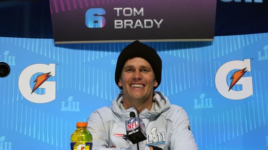NFL Notebook: Tom Brady relaxed in run-up to another Super Bowl appearance taken at Mall of America (Patriots)