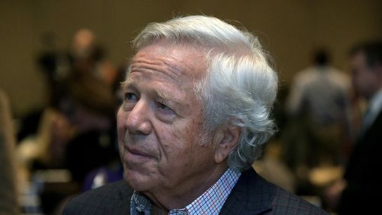 Kraft Family: Brady has 'earned the right' to decide when he wants to leave taken at Mall of America (Patriots)