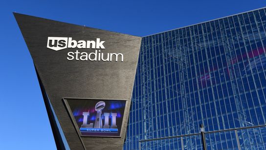 Focus is on family as Patriots gather for pictures on Saturday at U.S. Bank Stadium taken at Mall of America (Patriots)