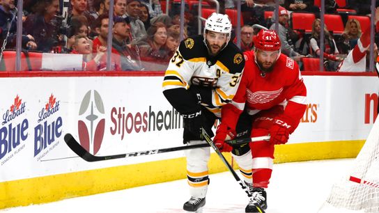 Bruins' Patrice Bergeron has mastered the stick check taken in Toronto (Bruins)