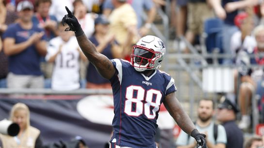 Updated: Martellus Bennett has torn rotator cuff, practices with team ... now what? taken at BSJ Headquarters (Patriots)