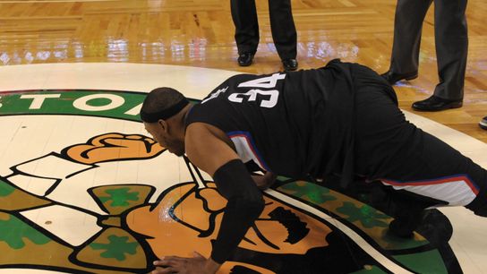3 thoughts on Celtics retiring Paul Pierce's No. 34 after Cavs game on Feb. 11 taken at BSJ Headquarters (Celtics)