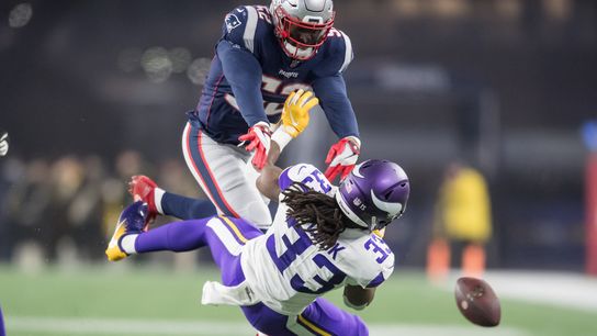 Bedard: Exotic 3rd-down blitzes, no deep safeties ... This is the Patriots defense you've been looking for taken at Gillette Stadium (Patriots)