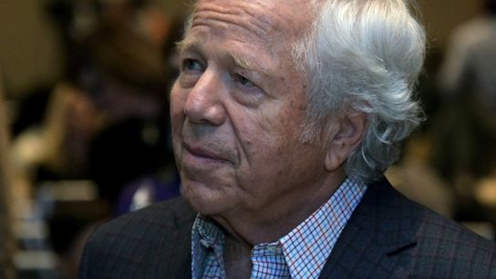 Patriots owner discusses Brady, Belichick, Gronkowski, Butler and more taken at BSJ Headquarters (Patriots)